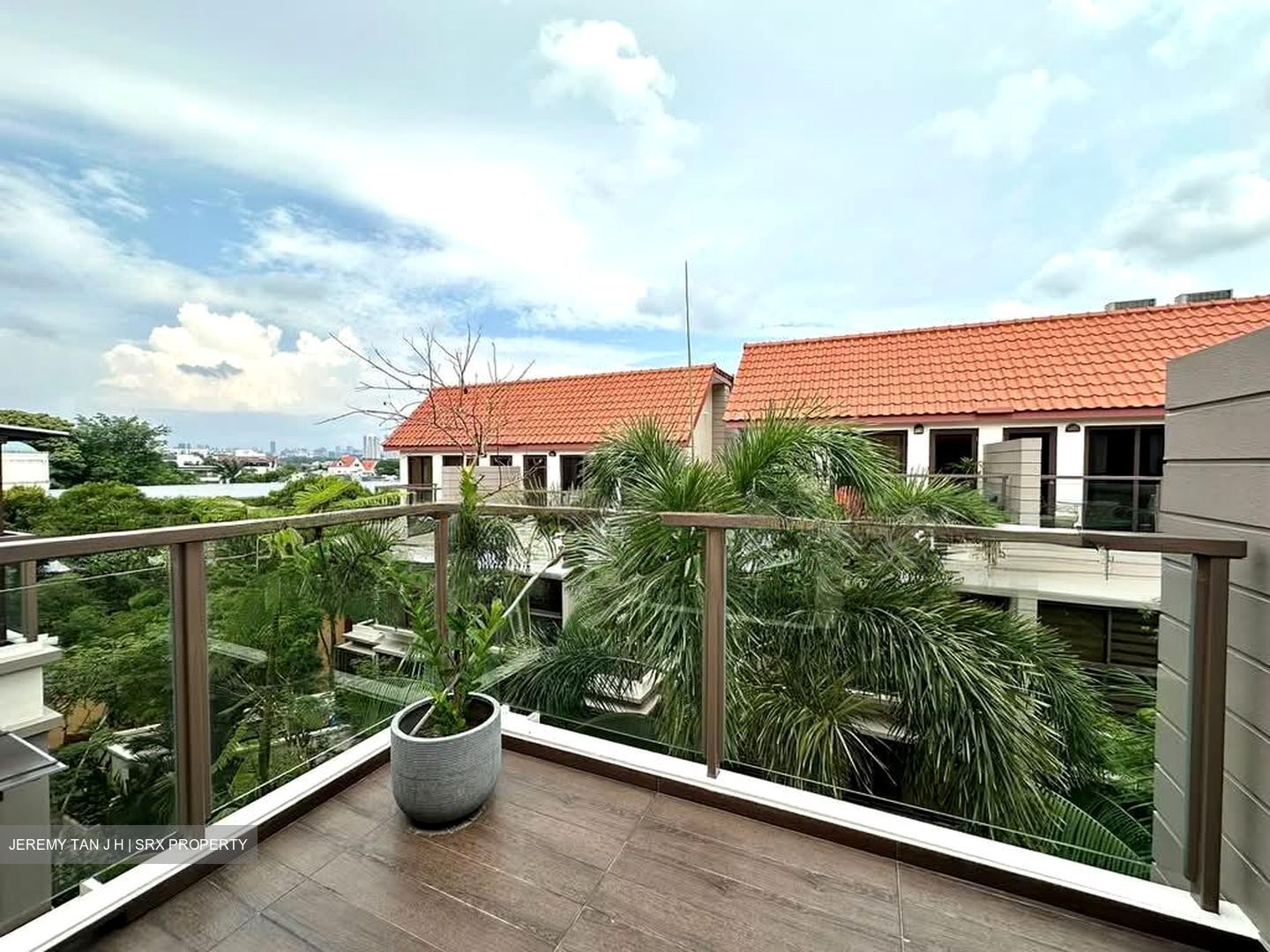 Holland Link (D10), Terrace #593319301